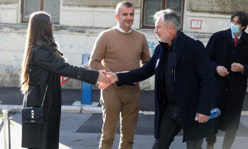 Škoro u Rijeci: U Hrvatskoj postoje crvena i plava opcija, mi smo ona bjelina na zastavi