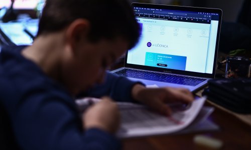 Ovo je jedina srednja škola u Hrvatskoj u koju učenici nastavljaju dolaziti na nastavu, ravnateljica objašnjava i zašto