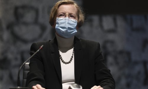 Stožer još ne otkriva uvode li se propusnice, najavljuju tek 'okvir novih mjera' do kraja tjedna. Na kritike za loše stanje Alemka Markotić odgovara: Nadam se da ovo nije sudnica