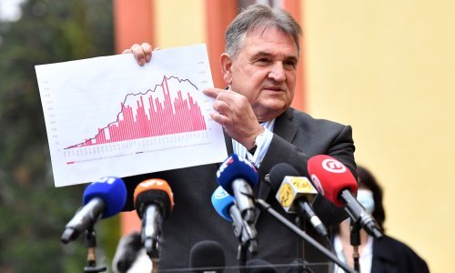 Čačić raspalio po svima redom: Prestanimo slušati gluposti! Slovenija i Njemačka imaju fantastične rezultate