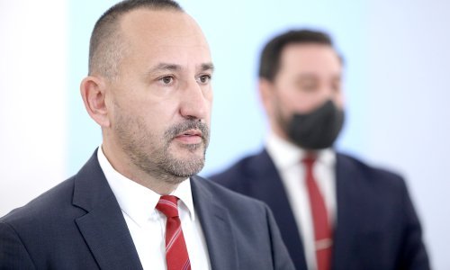 Hrvatski suverenisti: Država prva treba inzistirati na detaljnoj istrazi ratnih profitera koji su se bogatili na tuđoj nevolji