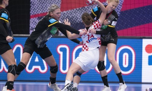 [FOTO] Njemačka rukometašica ostala velika u porazu, nije prozivala EHF nego je lijepim riječima govorila o Hrvatskoj