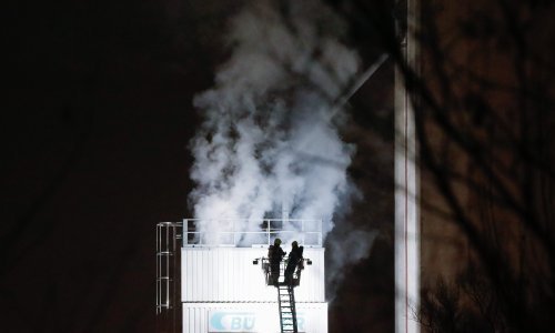 [FOTO/VIDEO] Požar u zagrebačkoj Dubravi: Planula 25 metara visoka sušara u kojoj se nalazilo 100 tona soje