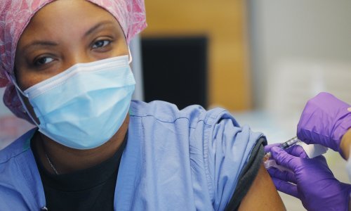 Majka svih superširitelja: Kako se virusom koji se u veljači pojavio na skupu farmaceuta u Bostonu do jeseni zarazilo 300.000 ljudi