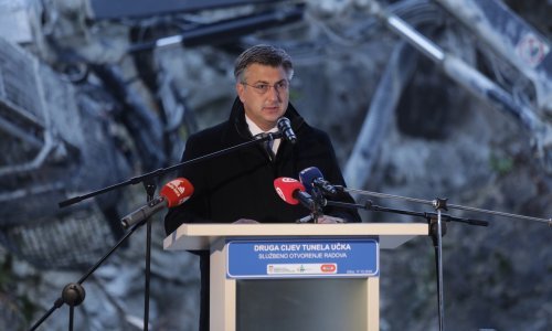 Plenković: Proizvodnja u BAT-u mora se zadržati