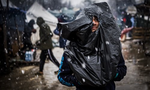 Humanitarna katastrofa u BiH; oko 3000 migranata bez krova nad glavom