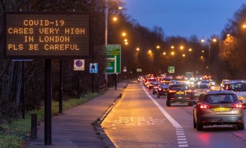Novi soj korone identificiran u Velikoj Britaniji brže se širi, ali se ne smatra smrtonosnijim; WHO u bliskom kontaktu s britanskim dužnosnicima, Nizozemska zabranila letove prema toj zemlji