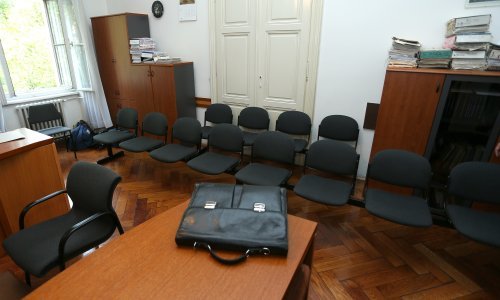 5000 zaposlenika dobilo povećanje plaće od devet posto, dok njih 2500 nije: Informatičar na odvjetništvu u Splitu ima koeficijent 0,854, njegov kolega u Zagrebu na Ustavnom sudu ima 1,519