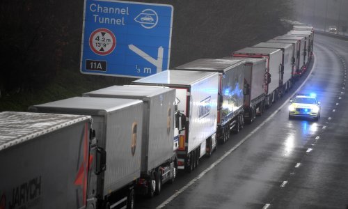 Francuski vatrogasci testirat će vozače kamiona na granici s Britanijom