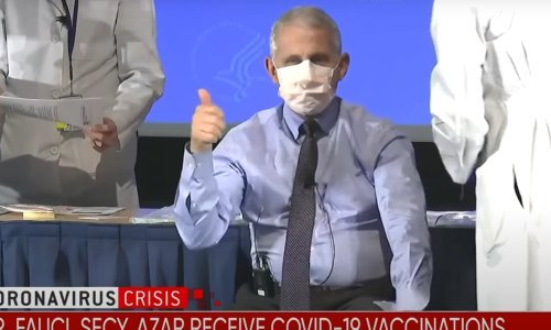 [VIDEO] Glavni američki stručnjak za zarazne bolesti cjepio se protiv korone