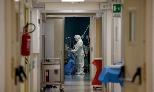 Slovačka postrožila mjere pred Novu godinu dok se bolnice pune