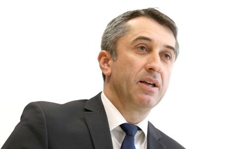 Glasnogovornik biskupske konferencije riješio etičku dilemu o cijepljenju vjernika protiv Covid-19