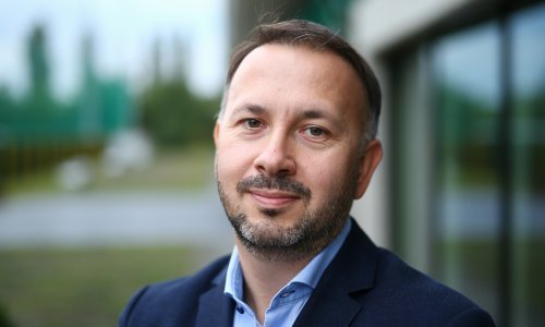 Ogorčeni odvjetnik: 'Imao sam parnicu vrijednu 5 milijuna kuna, a propusnicu su mi odobrili tri sata nakon ročišta'