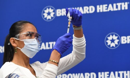 Već milijun Amerikanaca cijepljeno protiv koronavirusa