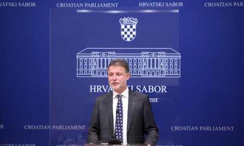 Predsjednik Sabora Jandroković čestitao građanima Božić, posebno zahvalio liječnicima, sestrama i drugim medicinskim radnicima