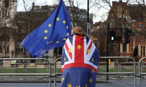 EU i Velika Britanija konačno postigli sporazum o trgovini, izbjegnut kaotičan Brexit