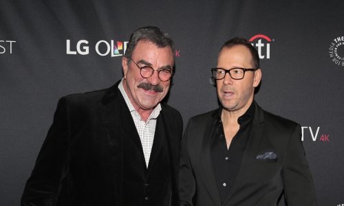 Kako ući u Novu godinu: Donnie Wahlberg i Tom Selleck onima koji si to mogu priuštiti pružili dobar primjer