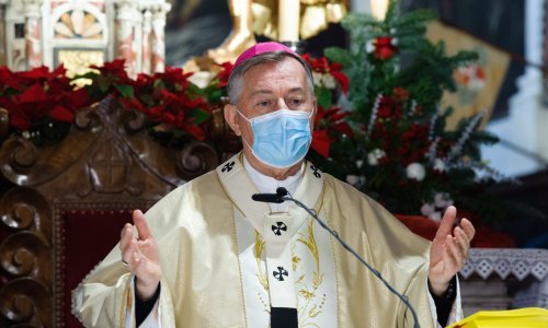 [FOTO] Barišić: Riječ pandemija najbolje pristaje uz radosni događaj rođenja Spasitelja