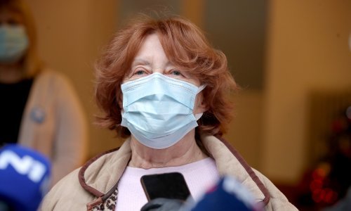 Branka Aničić, štićenica Doma za starije iz Zagreba, prva je u Hrvatskoj primila cjepivo protiv koronavirusa