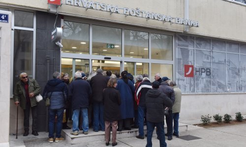 HPB uvela uslugu obrade inozemnih čekova za građane