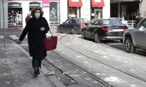 Zagrebačka policija poslala apel: Osobna vozila koristiti samo u hitnim situacijama