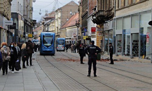 U Zagrebu zbog potresa 270 hitnih intervencija vatrogasaca