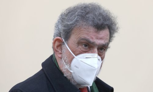 Fuchs: Dio škola moći će se obnoviti, ali dobar dio morat će se izgraditi nanovo