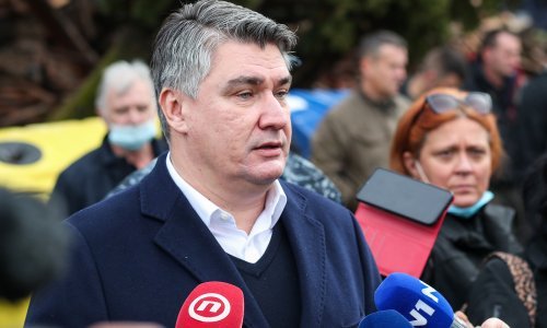 Milanović: 'Ne mogu stradali kontejnere naručivati mailom. Proglasite katastrofu i recite tko je glavni'