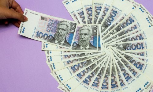 Tražio pomoć za liječenje supruge, prikupio 3 milijuna kuna, potrošio ih na osobne potrebe i igre na sreću