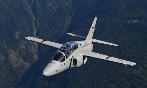 [VIDEO] Ovo je najnoviji trenažni avion na kojem će se u budućnosti školovati piloti NATO saveza