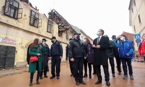 [VIDEO] Europska komisija obećala pomoć Hrvatskoj nakon razornog potresa na području Petrinje, Siska i Gline