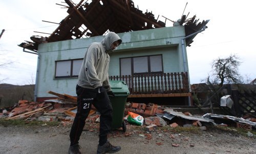 [FOTO/VIDEO] Potres ostavio za sobom pustoš i nesretne ljudske sudbine