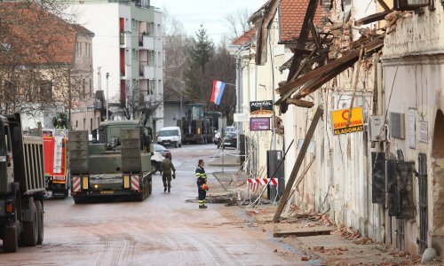 HEP obustavlja ovrhe i iskapčanja struje na potresom pogođenim područjima za prva tri mjeseca 2021.