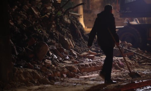 Potres ponovno otkrio veliko srce građana, zemlja podrhtava, struju čeka još 850 korisnika s područja Petrinje i Gline