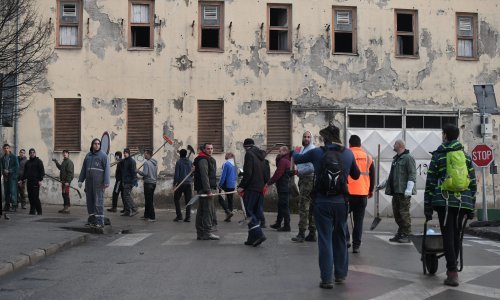 Apel policije: Suzdržite se od pojedinačnih dolazaka na područja pogođena potresom