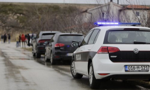 Četiri mladića i četiri djevojke u dobi od 18 do 20 godina preminulo od trovanja plinom