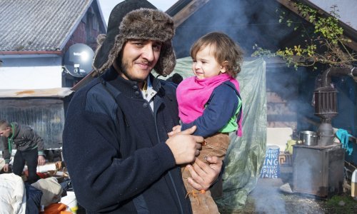 Obitelj Safić čija je kuća stradala u potresu oduševljena što će im Supetrani obnoviti dom