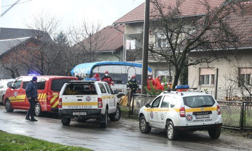 U Petrinji poginuo bivši specijalac, jučer je donirao svoju kamp kućicu, a danas pao je s krova kojeg je pomagao popraviti