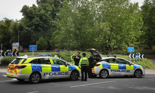 U Britaniji uhićeno pet tinejdžera zbog ubojstva 13-godišnjaka