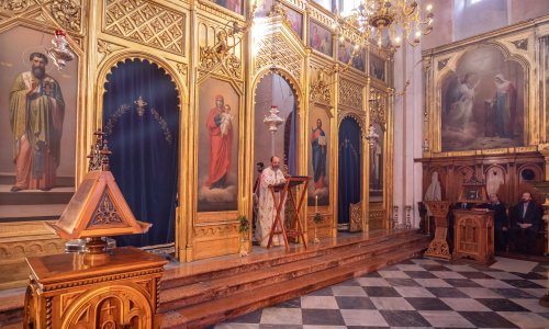 Objavljene upute za održavanje misnih slavlja na pravoslavni Badnjak i Božić