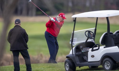Sturgeon poslala upozorenje: Trumpu nećemo dozvoliti da na golfu u Škotskoj izbjegne Bidenovu inauguraciju
