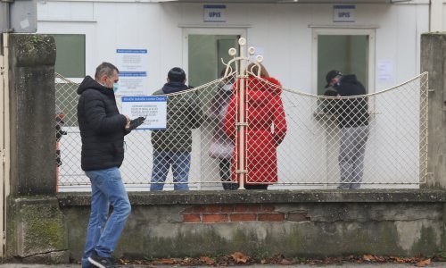 U Hrvatskoj 230 novozaraženih i 35 preminulih u protekla 24 sata