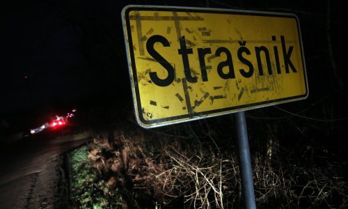 [FOTO/VIDEO] Otkriveno tko je radio obnovu kuća nakon rata u porušenom Strašniku. Evo što kažu danas