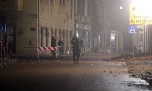 Bilanca novog potresa: Šteta na nizu zgrada, jedna kuća kod Gline nagnula se na cestu, mještani sela Pecki spavaju u šatoru...
