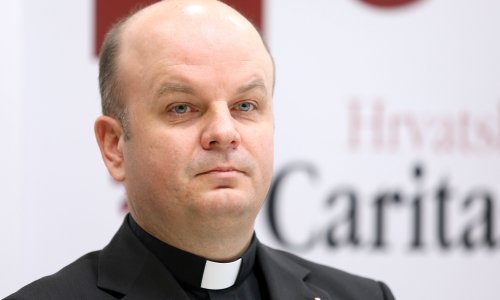 Hrvatski Caritas daruje 100 stambenih modula žrtvama potresa; svaki je 18 'kvadrata', isporuka idući tjedan