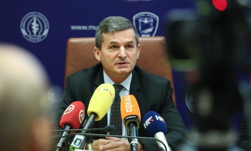 Karin: Ulažemo napore da 18. siječnja nastava počne i na potresom stradalom području