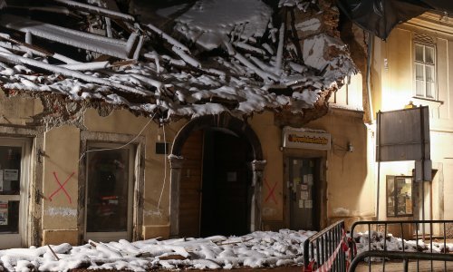 [FOTO] Pogledajte kako izgleda centar Petrinje dva tjedna nakon potresa