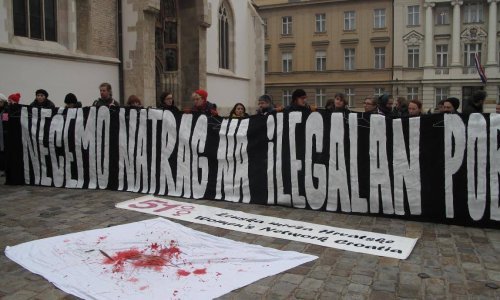 Prosvjed protiv zabrane pobačaja pred Ustavnim sudom