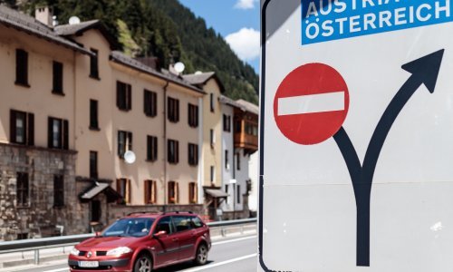 Britanci im donijeli novi soj korone, država brzo reagirala: Ako putujete u Austriju, od danas se trebate registrirati preko interneta