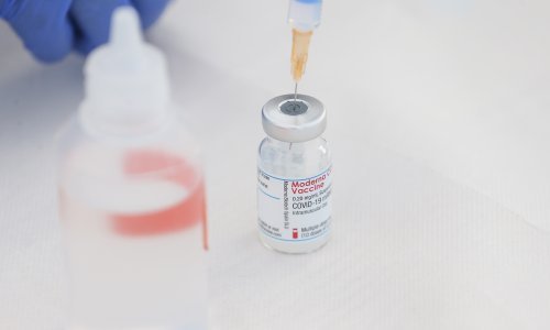 U Petrinji počelo cijepljenje i novim cjepivom Moderna